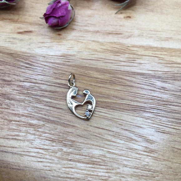 10kt gold mother and child pendant (new) - Picture 2 of 6